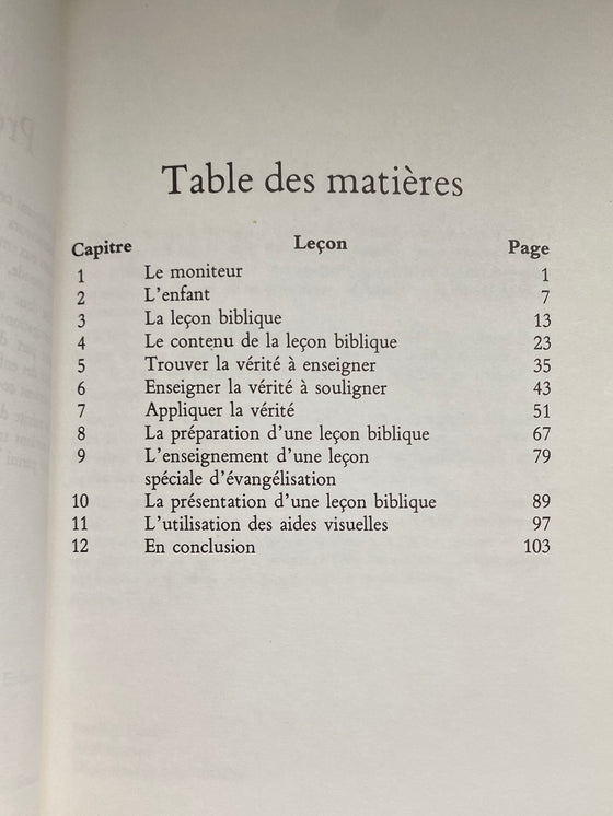 L'enseignement d'une leçon biblique aux enfants