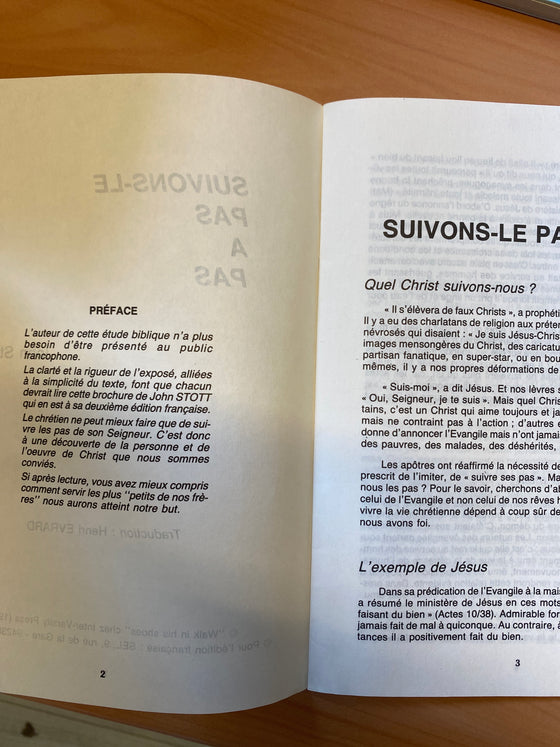 Suivons-le pas à pas (brochure)