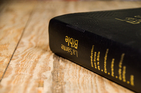 Bible d´étude NEG avec parallèles Noire souple Tranche dorée avec onglets