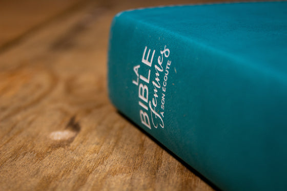 Bible Segond 1910 Femmes à son écoute Turquoise souple avec relief fleurs