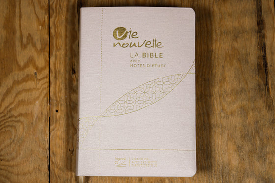 Bible d'étude Vie Nouvelle Segond 21 Toile blanche souple avec tranche dorée