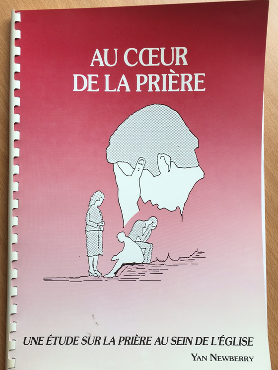 Au cœur de la prière: une étude sur la prière au sein de l'église