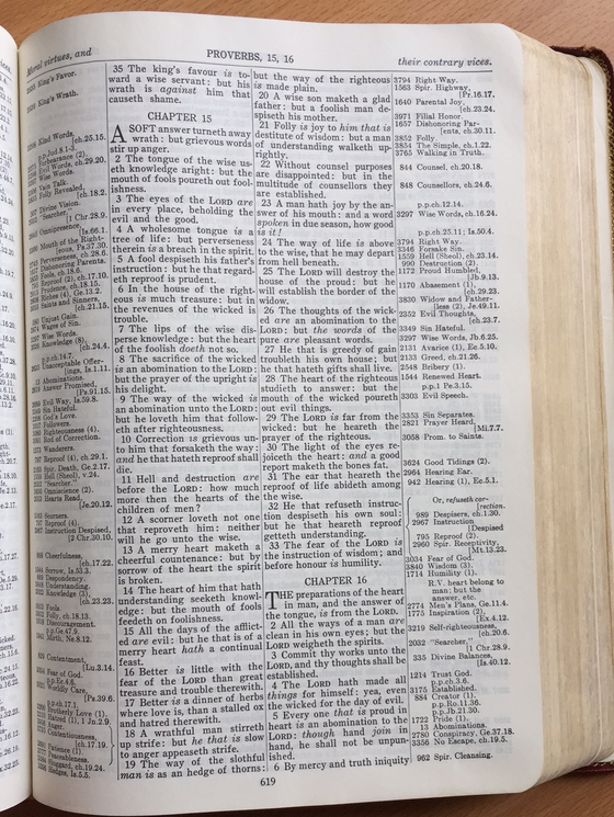 The Thompson Chain-Reference Bible
