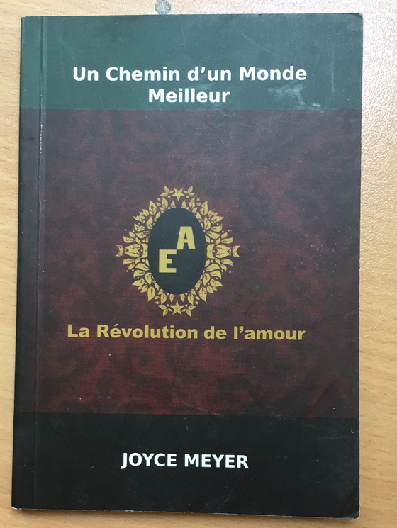 Un chemin d’un monde meilleur (retiré des ventes)