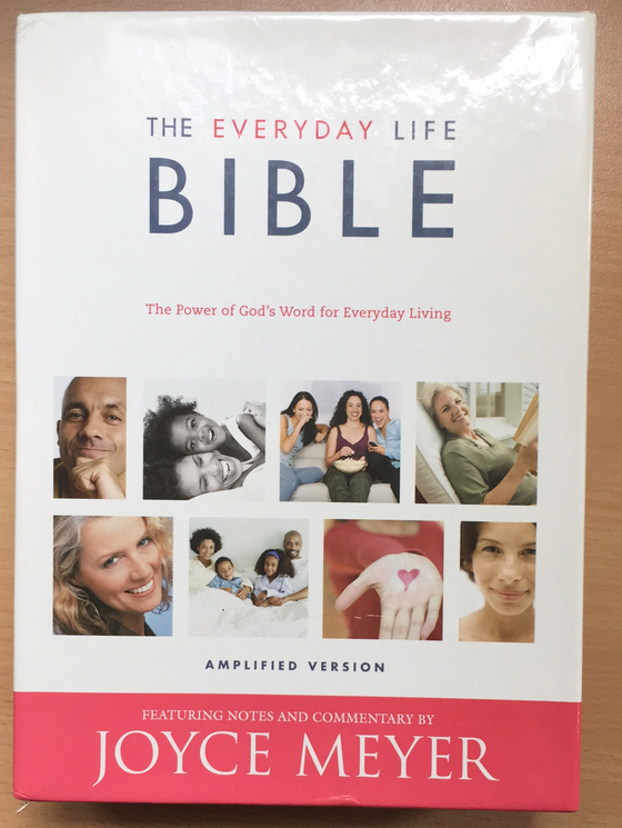 The Everyday life Bible (Joyce Meyer) (retiré des ventes)