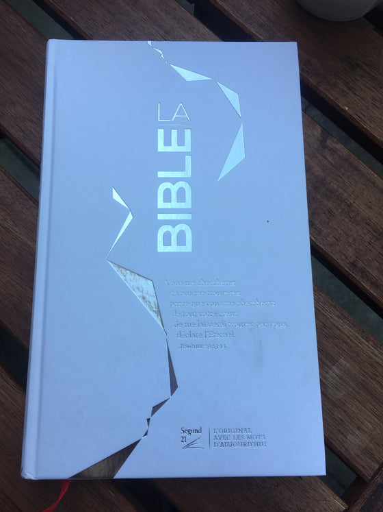 La Bible (couv dure, reliée, même pagination que la Bible à 1€90! - ChezCarpus.com